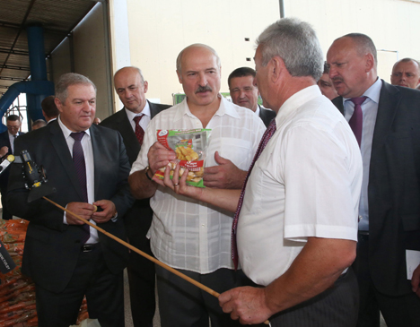 Лукашэнка абяцае далейшую падтрымку фермерам у Беларусі