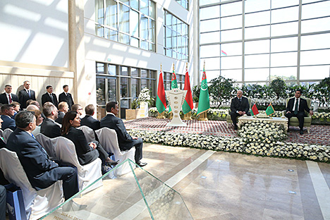 Лукашэнка: Пасольства Туркменістана ў Беларусі павінна стаць цэнтрам двухбаковага супрацоўніцтва