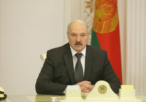 Лукашэнка даручыў вырашыць праблемы з перадачай прадпрыемстваў у давернае кіраванне