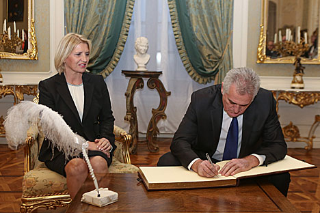 Таміслаў Нікаліч наведаў замкавы комплекс "Мір"