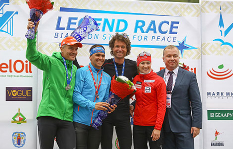 Фотавыстаўка аб біятлоннай "Гонцы легенд-2015" адкрылася ў Нацыянальнай бібліятэцы