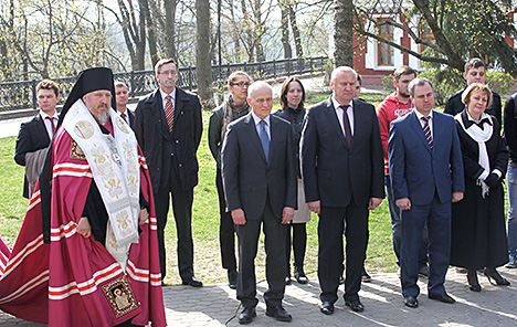 Дзяржаўны сакратар Саюзнай дзяржавы Рыгор Рапота і старшыня Гомельскага аблвыканкама Уладзімір Дворнік падчас цырымоніі