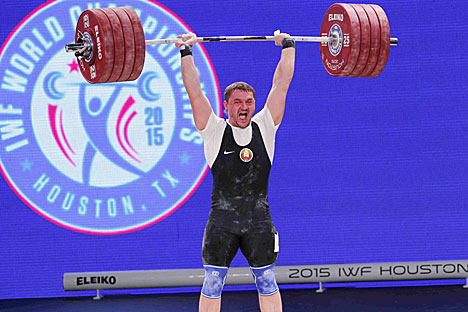 Беларус Вадзім Стральцоў стаў чэмпіёнам свету па цяжкай атлетыцы