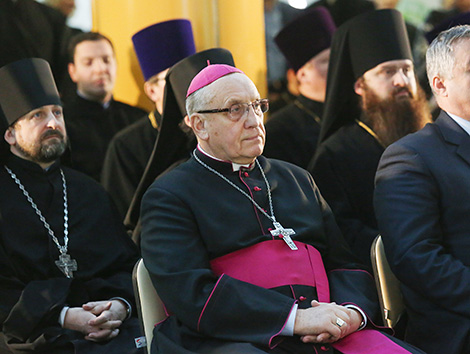 Мітрапаліт Мінска-Магілёўскі архібіскуп Тадэвуш Кандрусевіч