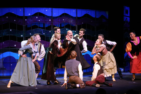 Адкрыццё будынка беларускага ТЮГа - прыклад клопату дзяржавы аб моладзі