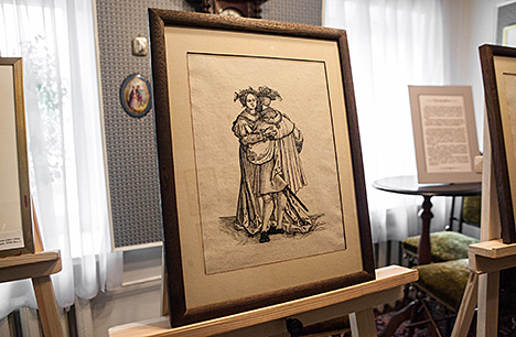 Cтарадаўнія нямецкія гравюры перададзены ў дар Музею гісторыі Брэста