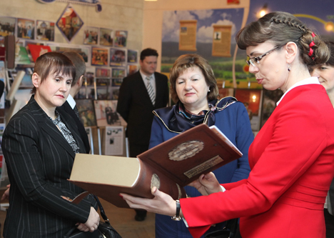 Ананіч: Міністэрства інфармацыі ўважліва вывучыць рэкамендацыі БДІПЧ АБСЕ