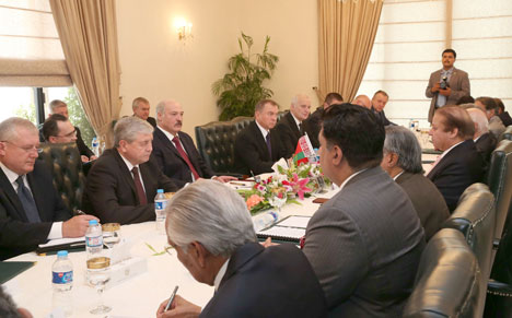 Лукашэнка запрашае Пакістан да стварэння вытворчасцей у Кітайска-беларускім індустрыяльным парку