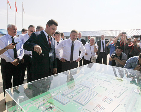 Кабякоў высока ацаніў якасць аўтамабіляў Geely, што збіраюць у Беларусі