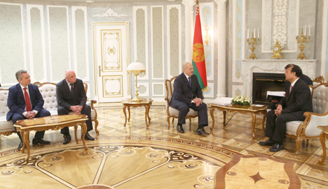 Лукашэнка: У пытанні кантролю за інтэрнэтам не павінна быць нацыянальнага эгаізму