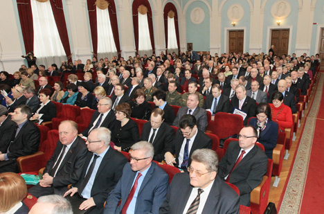 Бузоўскі супраць бяздумнага прытрымлівання замежных тэндэнцый у сферы адукацыі