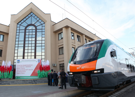 Электрапоезд бізнес-класа InterCity пачаў курсіраваць паміж Гомелем і Мінскам