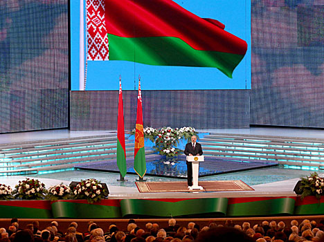 Лукашенко: Главная историческая заслуга в спасении человечества от нацизма принадлежит советскому народу