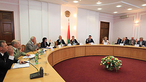 Belarus’ CEC completes registration of initiative groups