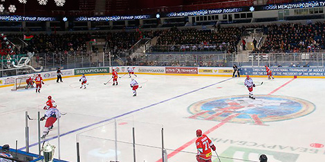 Teams of Christmas ice hockey tournament to test the ice of Chizhovka Arena in Minsk