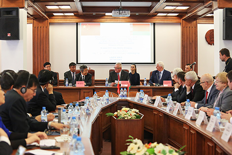 卡尔平科：中国对白俄罗斯教育系统表现出很大兴趣