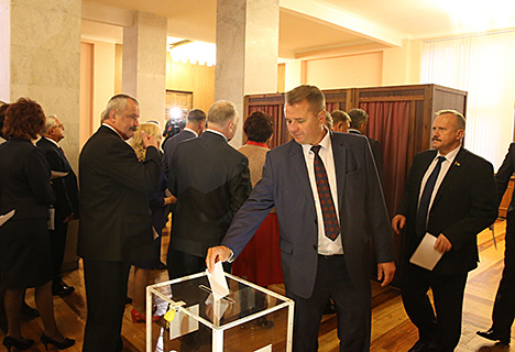 Андрейченко избран председателем Палаты представителей шестого созыва