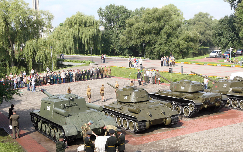 Exhibition of military equipment at the Brest Hero Fortress memorial