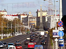 Вид на Площадь Победы со стороны улицы Янки Купалы. Минск