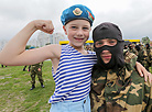 Knights of the Sky: Paratrooper Day celebrations in Minsk