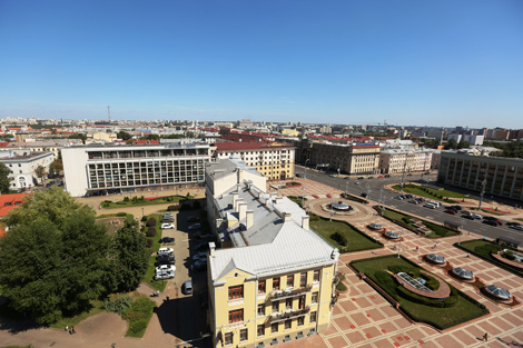 Вид на Минск с крыши костела