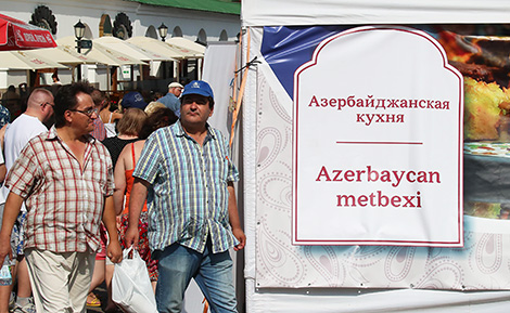 An oriental fair in the Upper Town