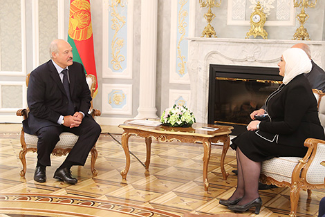 Сустрэча Аляксандра Лукашэнкі з  міністрам сацыяльных пытанняў і працы Сірыі Рымай аль-Кадэры