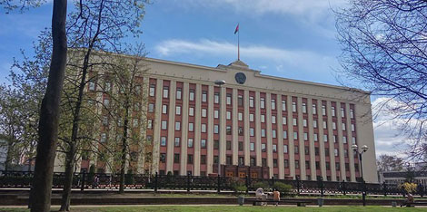 Октябрьская площадь