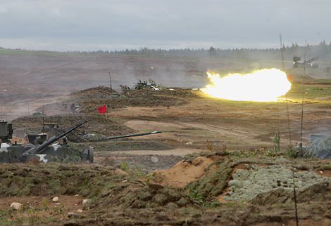 T-72 combat tank takes a shot