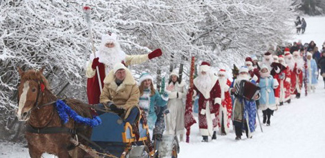 По пути в резиденцию на Августовском канале...