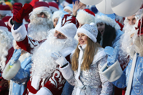 Parade of Father Frosts and Snow Maidens in Minsk