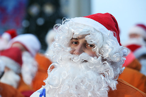 Parade of Father Frosts and Snow Maidens in Minsk