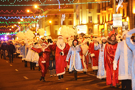 Parade of Father Frosts and Snow Maidens in Minsk