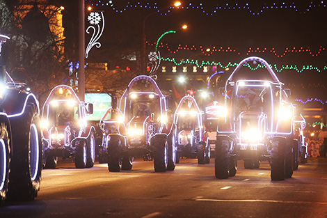 Parade of Father Frosts and Snow Maidens in Minsk