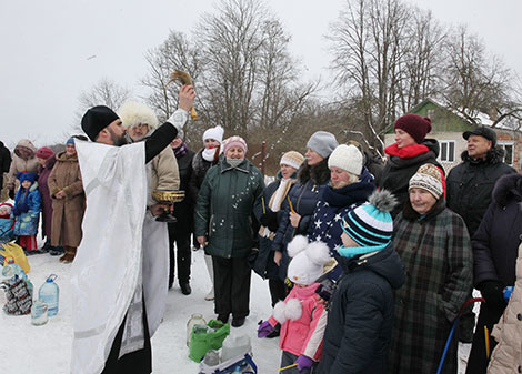 Масавае вадохрышчанскае купанне ў Віцебскім раёне 