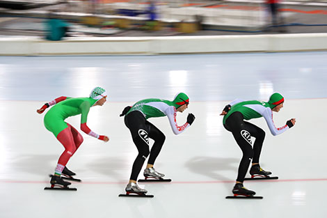 Speed skaters train ahead of the 2018 Olympics in PyeongChang