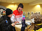 Marina Zuyeva during the autograph session