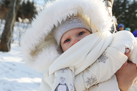Funny race in felt boots in Minsk 