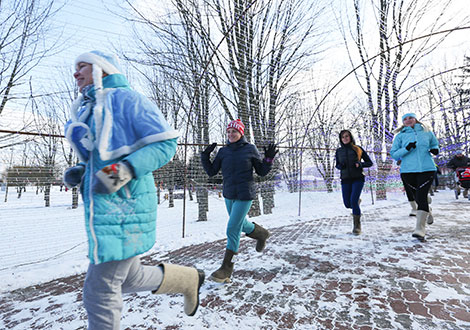 Funny race in felt boots in Minsk 