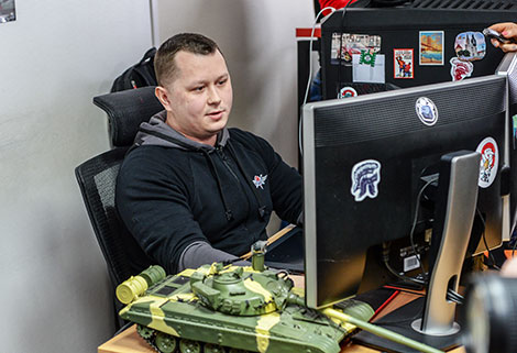 Computer graphics (tank models) art designer Mikhail Vaiser