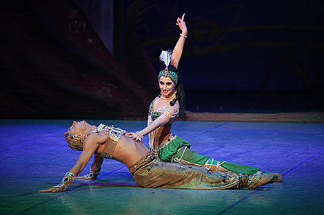 Дуэт Зобеиды и Золотого раба из балета 