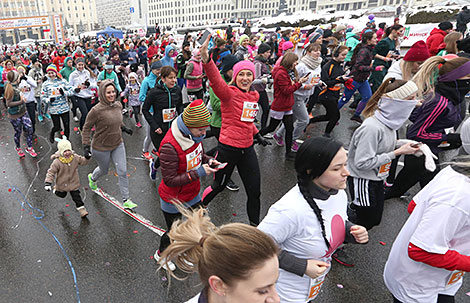 在明斯克举行了2018年美女赛跑（Beauty Run 2018）