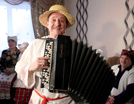 Alexander Svyatun, a member of the folklore ensemble Bliznyanka