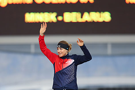 Karolina Erbanova (Czech Republic) wins the Ladies 500m