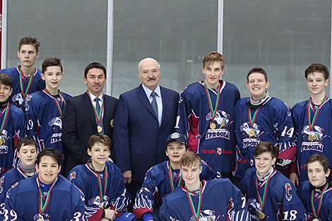 Александр Лукашенко и команда 