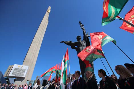 Flowers of Great Victory: an interactive mobile museum