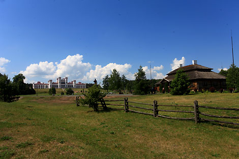 Palace of the Puslovskys and Tadeusz Kosciuszko Museum Estate