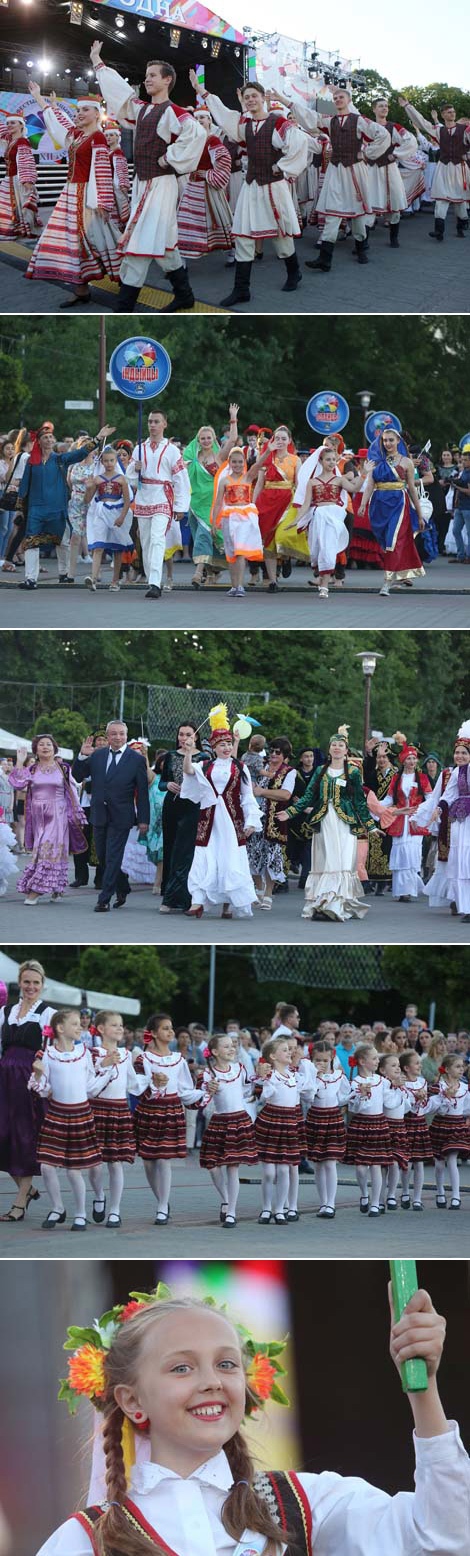 Theatrical parade in Grodno