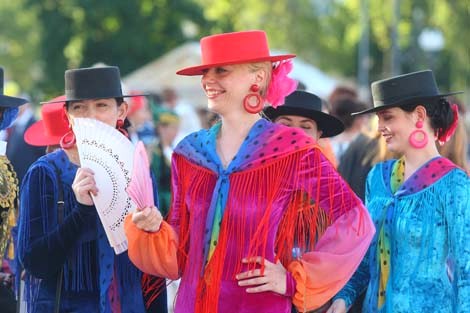 Theatrical parade in Grodno 