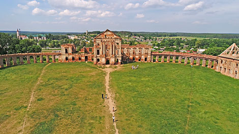 Ruzhany palace complex of the Sapieha family